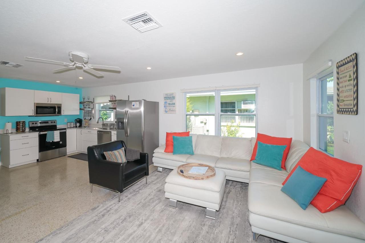 Modern & Fresh - Less Than 3 Miles To The Beach! Sarasota Eksteriør bilde
